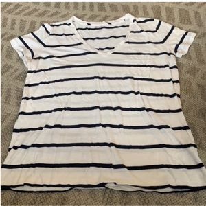 Madewell V Neck Pocket Tee